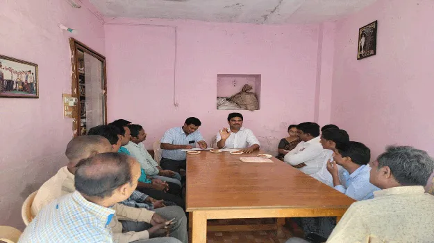 2003 ఉపాధ్యాయులకు పాతశిక్షణ అమలు చేయాలి