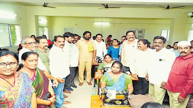 మహిళల ఆర్థిక ప్రగతే లక్ష్యం