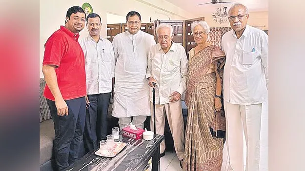 సురవరంతో జానారెడ్డి భేటీ