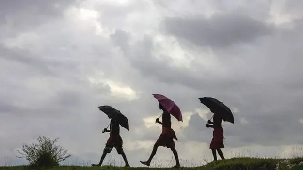 Southwest Monsoon: ముందుగానే నైరుతి రుతుపవనాలు