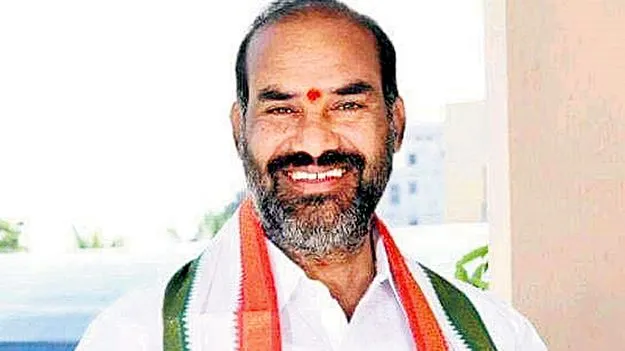 Aadi Srinivas: కేసీఆర్‌ దేవుడైతే.. దెయ్యం ఎవరు?