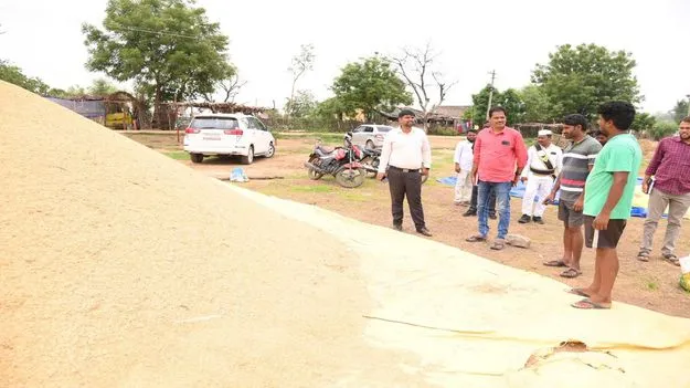 నిర్మాణ పనులను త్వరగా పూర్తి చేయాలి 