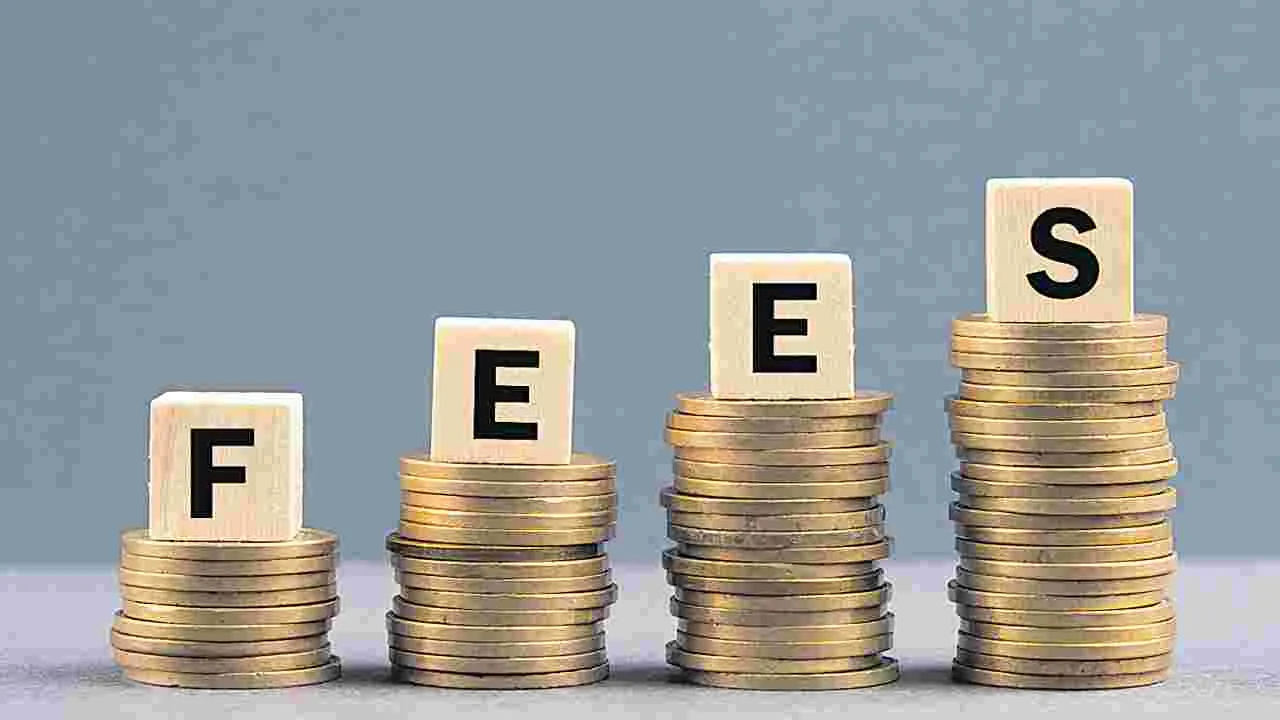Fee Regulation: ప్రైవేటు బడులు, జూనియర్‌ కాలేజీల్లో ఫీజుల నియంత్రణ 
