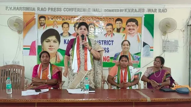   నామినేటెడ్‌ పదవుల్లో మహిళా నేతలకు అవకాశం ఇవ్వాలి