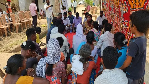 గ్రామాల్లో సమస్యలను పరిష్కరించేందుకు కృషి చేయాలి