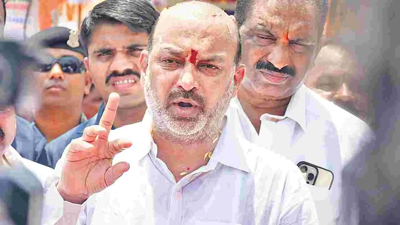 Bandi Sanjay: మావోయిస్టులతో చర్చల ప్రసక్తేలేదు