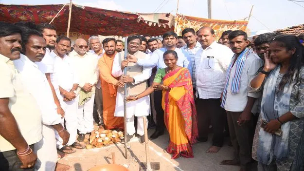 అర్హులైన ప్రతీ ఒక్కరికి ఇందిరమ్మ ఇండ్లు