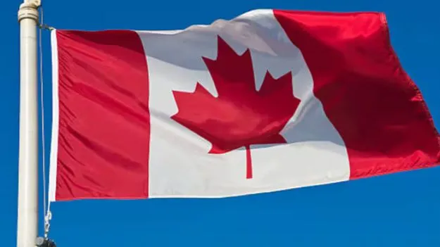 Canada: కెనడా స్టడీ పర్మిట్లలో భారీ కోత