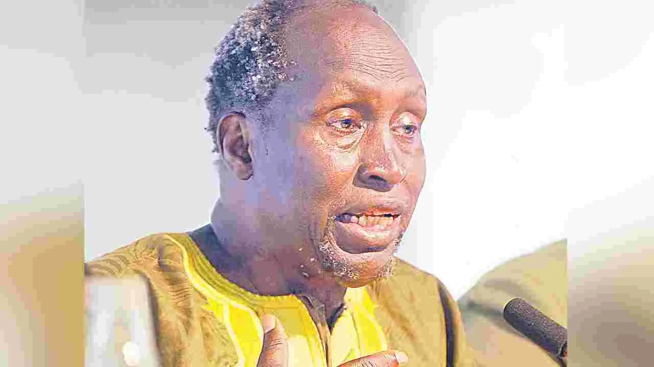 Ngugi wa Thiong'o: సాహితీ దిగ్గజం గూగీ వా థియాంగో కన్నుమూత