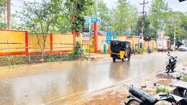 భారీ వర్షం