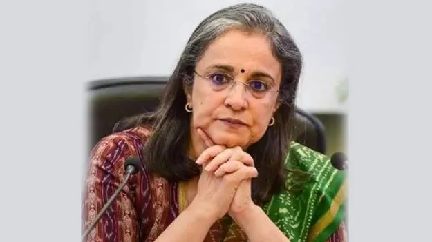 బుచ్‌కు లోక్‌పాల్‌ క్లీన్‌చిట్‌ 