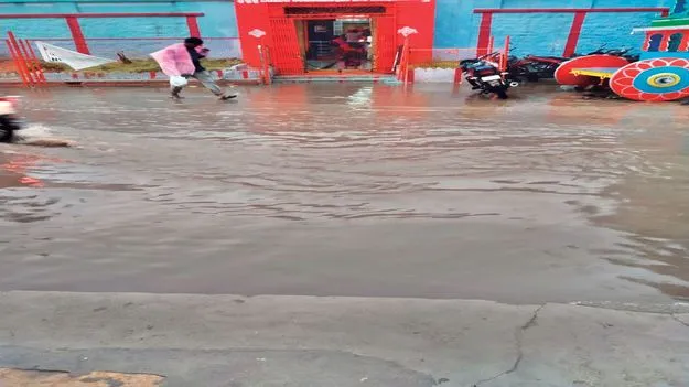 మక్తల్‌లో భారీ వర్షం