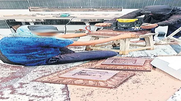 ఖాకీ అడ్డదారి!