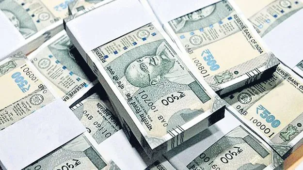 సబ్సిడీ రుణాలకు దరఖాస్తుల వెల్లువ