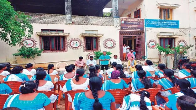 యోగాను దినచర్యగా పాటించాలి