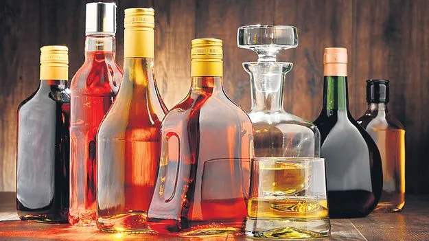 Alcohol Prices: మందుబాబులకు షాక్‌!