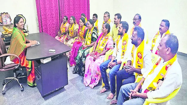 MLA: రాప్తాడుకు మార్కెట్ యార్డు తెస్తాం