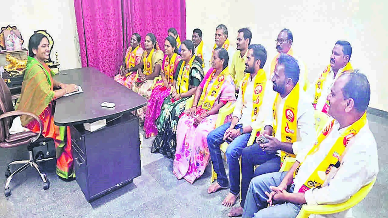 MLA: రాప్తాడుకు మార్కెట్‌ యార్డు తెస్తాం
