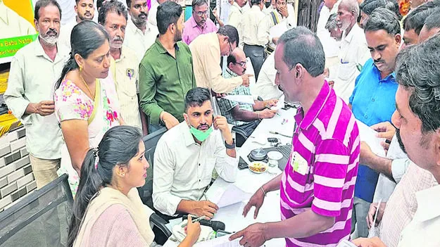 MLA: అర్జీలు పునరావృతం కాకుండా పరిష్కారం చూపాలి