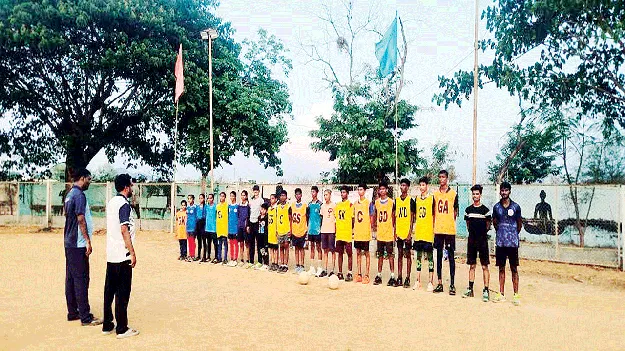 ఉత్సాహంగా నెట్‌బాల్‌ జట్ల ఎంపికలు 