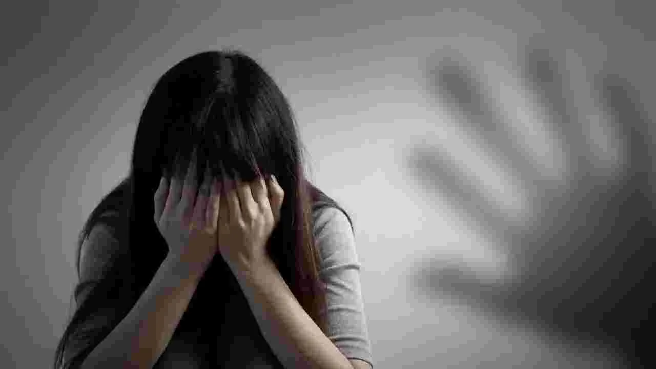 Nizampet: మద్యం మత్తులో యువతిపై సామూహిక అత్యాచారం! 