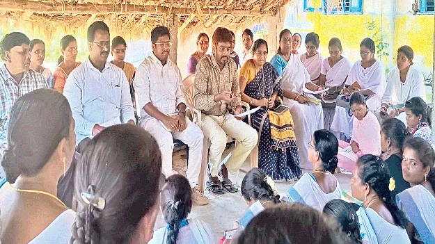 సర్వేలు పక్కాగా నిర్వహించాలి