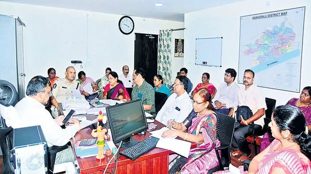 గర్భస్థ శిశు లింగనిర్ధారణ చేస్తే కఠిన చర్యలు