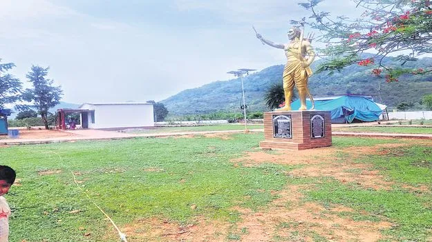 అల్లూరి స్మారక ప్రదేశాలపై అంతులేని నిర్లక్ష్యం