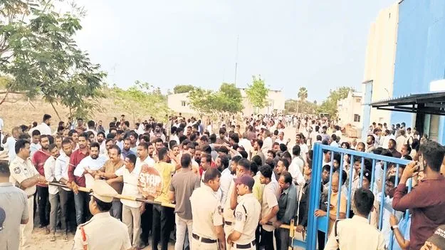 కన్నీళ్లే..