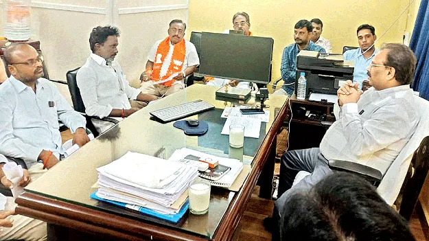 ఓటరు జాబితా రూపకల్పనకు సహకరించాలి: కమిషనర్‌ 