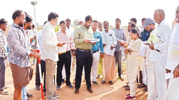 రైతులకు న్యాయం చేస్తాం