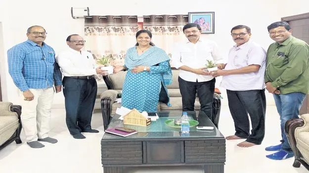 పేట ఎస్ఈగా వెంకటరమణ బాధ్యతల స్వీకరణ