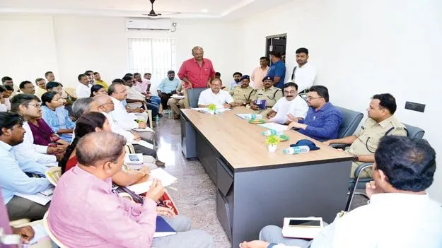 నిర్లక్ష్యం చేస్తే చర్యలు