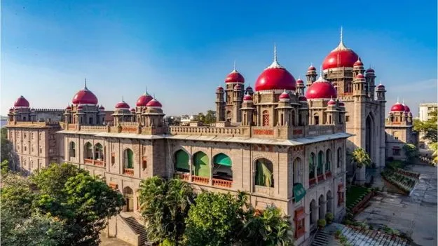 Hyderabad : గిఫ్ట్‌ డీడ్‌ రద్దు చేయాలని ఇతర వారసులు కోరలేరు: హైకోర్టు