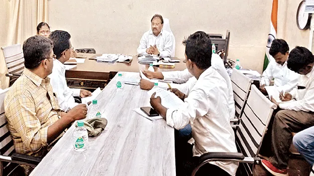 ఓటర్ల సమస్యలను పరిష్కరిస్తాం: ఆర్వో