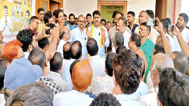 మార్కెట్ తరలింపుపై అపోహలు వద్దు
