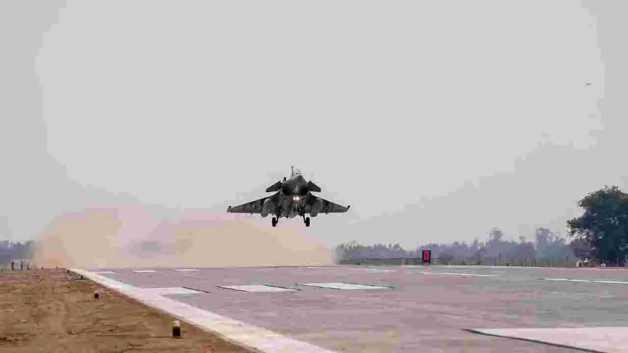 India Air Force: పాక్‌ సరిహద్దుల్లో వార్‌ గేమ్‌