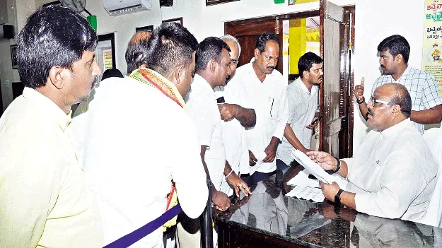 Schemes అర్హులందరికీ పథకాలు : అచ్చెన్న