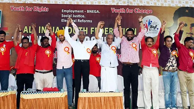 రెండు కోట్ల ఉద్యోగాలెప్పుడు? 