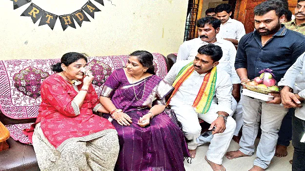    ఆత్మస్థైర్యంతో క్యాన్సర్‌ను జయించాలి