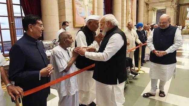 Padma Shri Baba Sivananda: పద్మశ్రీ అవార్డు గ్రహీత బాబా శివానంద్ కన్నుమూత..ప్రధాని మోదీ సంతాపం