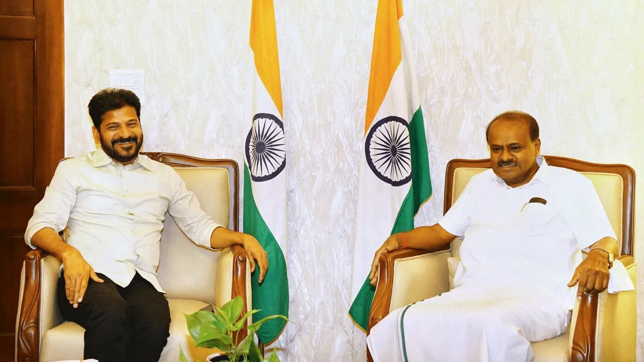 CM Revanth Reddy:  ప్రధాని, కేంద్రమంత్రుల్ని కలిసిన సీఎం రేవంత్ రెడ్డి, పలు అంశాలపై చర్చ