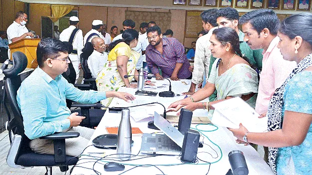 అర్జీల సత్వర పరిష్కారానికి చర్యలు