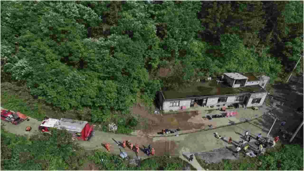 China: ఘోర ప్రమాదం.. 4 మృతి..17 మందికి గాయాలు..