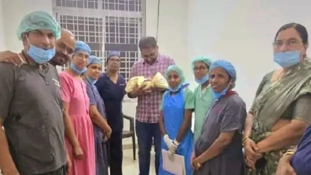 Telangana: ప్రభుత్వ ఆసుపత్రిలో మగబిడ్డకు జన్మనిచ్చన కలెక్టర్ భార్య..