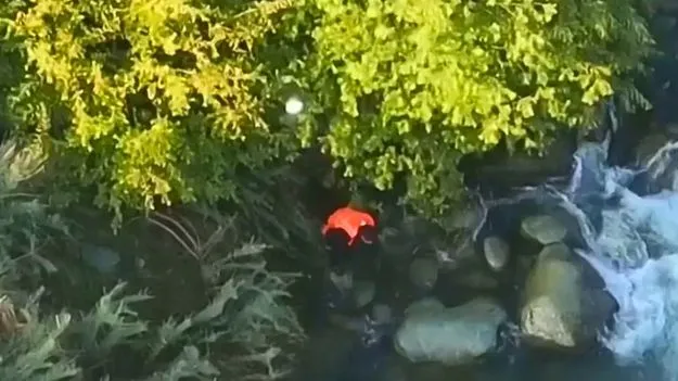 Srinagar: ఉగ్రవాదులకు సహకరించిన వ్యక్తి నదిలో దూకి మృతి