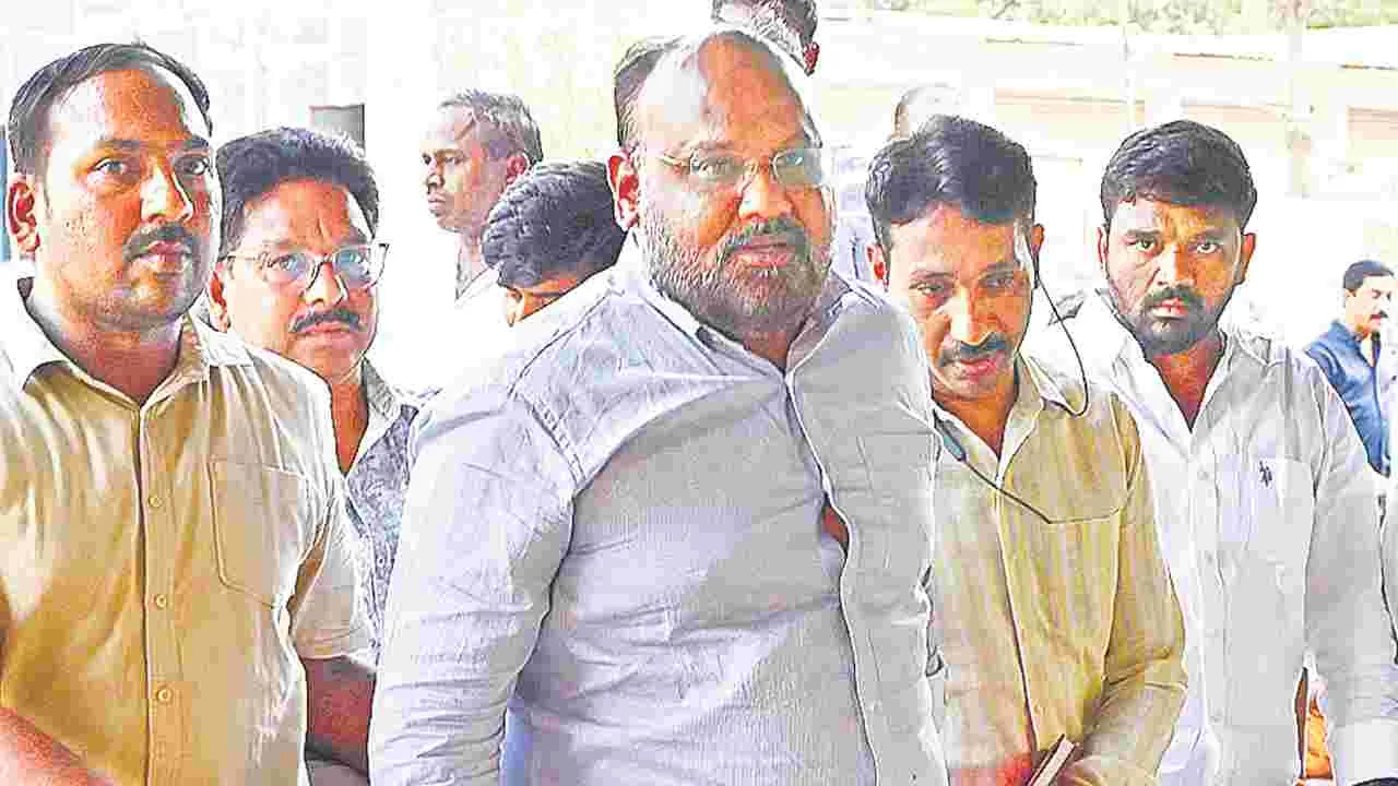 Vidadala Gopi: వదిన చెబితేనే చేశా