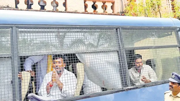 Kurnool Court: జంట హత్యల కేసులో 11 మందికి జీవిత ఖైదు