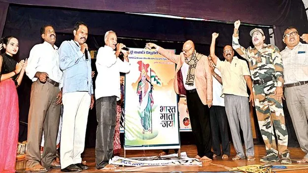 సైనికుల సేవలు ఎనలేనివి