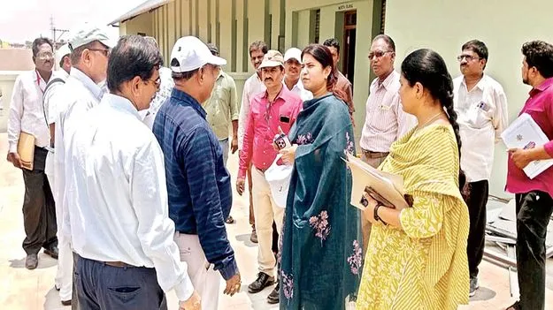 త్వరలోనే తరగతులు ప్రారంభిస్తాం 